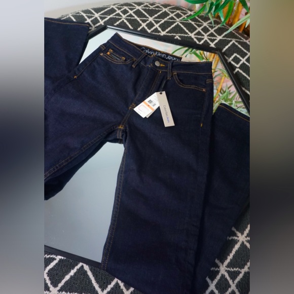 CALVIN KLEIN JEANS NEW - Picture 5 of 11